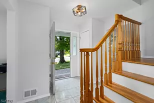 4 W Circuit Dr, Roxbury Township, NJ 07876 - Photo 6