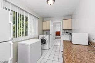 4 W Circuit Dr, Roxbury Township, NJ 07876 - Photo 12