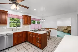4 W Circuit Dr, Roxbury Township, NJ 07876 - Photo 14