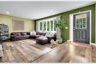 196 Asbury Anderson Road, Franklin Township, NJ 08802 - Photo 2