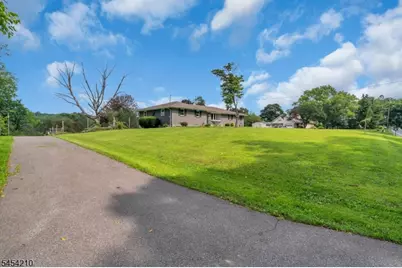 196 Asbury Anderson Road, Franklin Township, NJ 08802 - Photo 34