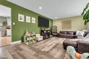 196 Asbury Anderson Rd, Franklin Township, NJ 08802 - Photo 4