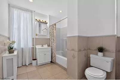 11 Stengel Ave, Newark, NJ 07112 - Photo 30