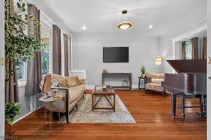 11 Stengel Ave, Newark, NJ 07112 - Photo 12