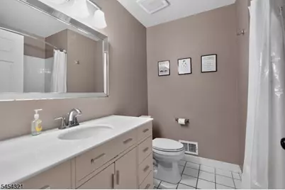 61 Dorchester Dr, Bernards Township, NJ 07920 - Photo 22