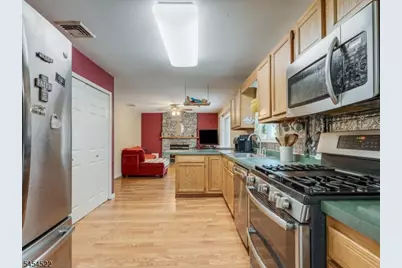 7 Galloping Hill Rd, Montague, NJ 07827 - Photo 4