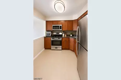 6 Mount Vernon Sq, Verona Twp., NJ 07044 - Photo 6