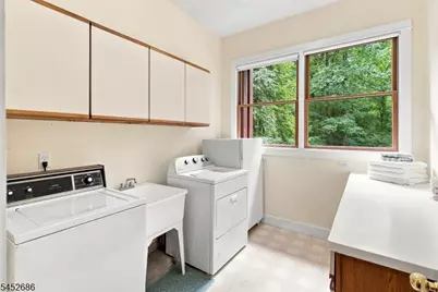 300 Emerson Ln, Berkeley Heights Township, NJ 07922 - Photo 18