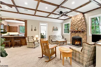 300 Emerson Ln, Berkeley Heights Township, NJ 07922 - Photo 4