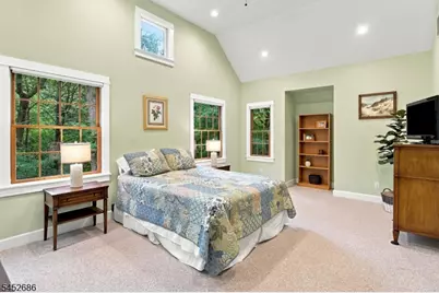 300 Emerson Ln, Berkeley Heights Township, NJ 07922 - Photo 20