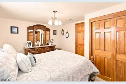 752 Forest St, Kearny, NJ 07032 - Photo 16