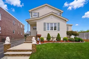 752 Forest St, Kearny, NJ 07032 - Photo 1