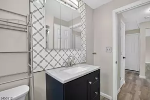 2 Riverside Ave, Lyndhurst Township, NJ 07071 - Photo 8