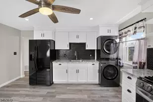2 Riverside Ave, Lyndhurst Township, NJ 07071 - Photo 10