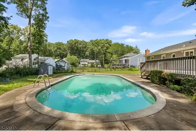 47 Ferncliff Rd, Parsippany, NJ 07950 - Photo 28