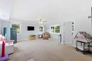 72 County Rd 639, Wantage, NJ 07461 - Photo 12