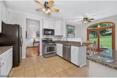 280 Stonehenge Dr, Lopatcong Township, NJ 08865 - Photo 10