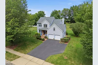 280 Stonehenge Dr, Lopatcong Township, NJ 08865 - Photo 2