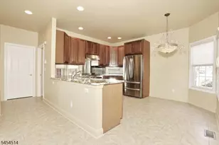 28 Turnberry Ln, Hardyston Township, NJ 07419 - Photo 12