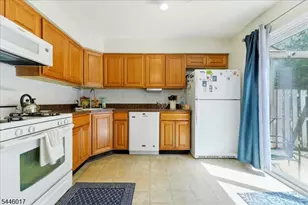 26 Alameda Ct, Eatontown Boro, NJ 07724 - Photo 18