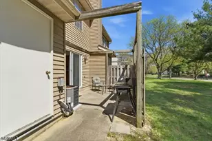 26 Alameda Ct, Eatontown Boro, NJ 07724 - Photo 34