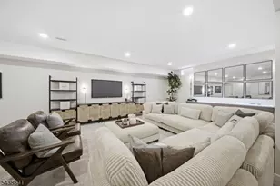 3 Pimlico Pl, Oakland, NJ 07436 - Photo 32