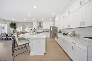 3 Pimlico Pl, Oakland, NJ 07436 - Photo 1