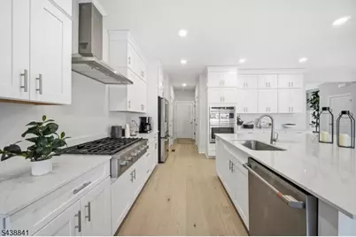 3 Pimlico Pl #5, Oakland, NJ 07436 - Photo 4