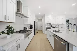 3 Pimlico Pl, Oakland, NJ 07436 - Photo 4
