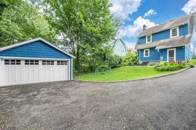 22 Euclid Pl, Montclair, NJ 07042 - Photo 30