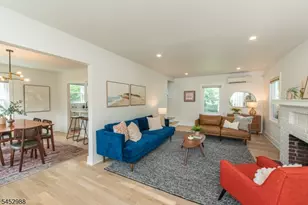 22 Euclid Pl, Montclair, NJ 07042 - Photo 2