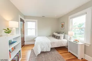 22 Euclid Pl, Montclair, NJ 07042 - Photo 18