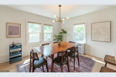 22 Euclid Pl, Montclair, NJ 07042 - Photo 8