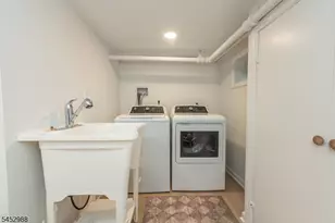 22 Euclid Pl, Montclair, NJ 07042 - Photo 28