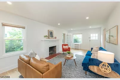 22 Euclid Pl, Montclair, NJ 07042 - Photo 6