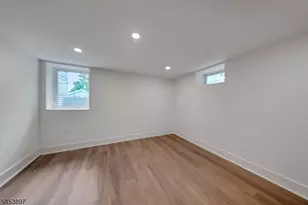 20 Lexington Ave, Montclair, NJ 07042 - Photo 28