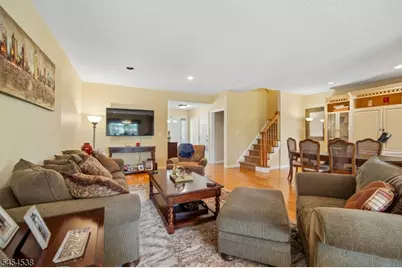 6 Hancock Dr, Morris Township, NJ 07960 - Photo 6