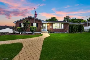 840 Lopatcong St, Belvidere, NJ 07823 - Photo 1
