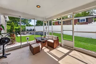 840 Lopatcong St, Belvidere, NJ 07823 - Photo 38