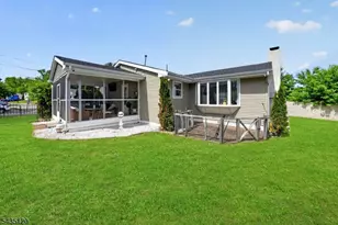 840 Lopatcong St, Belvidere, NJ 07823 - Photo 44