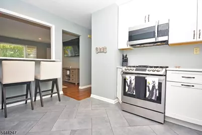 22 Center St, Bernardsville, NJ 07924 - Photo 6