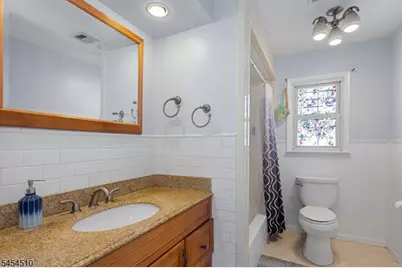 38 Parson Rd, Clifton, NJ 07012 - Photo 20