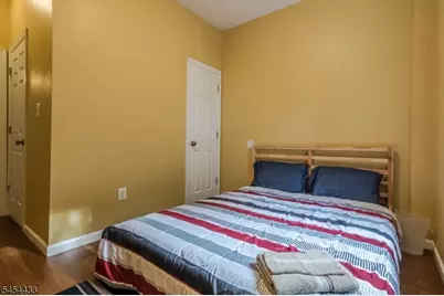 272 N 7th St, Newark, NJ 07107 - Photo 10
