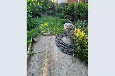 272 N 7th St, Newark, NJ 07107 - Photo 38