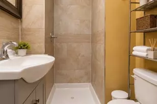 272 N 7th St, Newark, NJ 07107 - Photo 32
