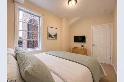 272 N 7th St, Newark, NJ 07107 - Photo 24
