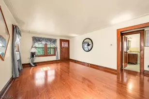 243 Globe Ave, Union Township, NJ 07083 - Photo 4
