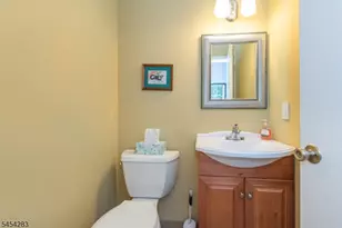 45 Sampson St, Saddle Brook Township, NJ 07663 - Photo 6