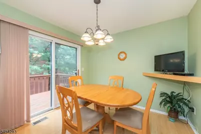 45 Sampson St, Saddle Brook Township, NJ 07663 - Photo 10
