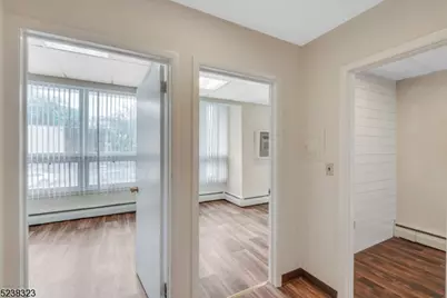 543 Valley Rd Unit 4, Montclair, NJ 07043 - Photo 10